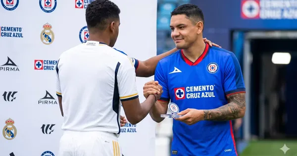 Gabriel Fernández podría ser reemplazado por un ex Real Madrid en Cruz Azul
