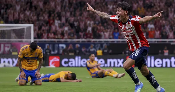 El joven elemento del rebaño sagrado se lució con un doblete de goles.