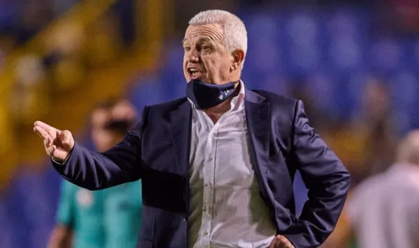 A pesar de tener un buen inicio de torneo, los dirigidos por el Vasco no se la están pasando bien actualmente en la Liga