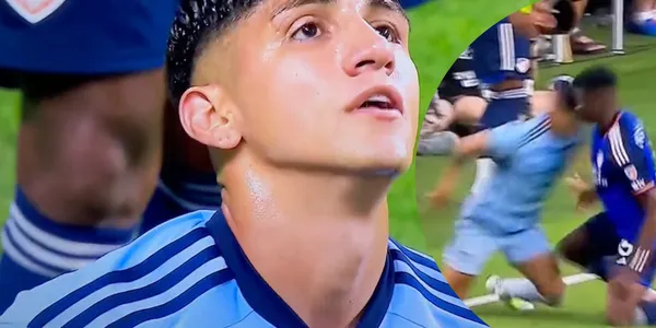 Alan Pulido salió expulsado tras una fuerte agresión en contra de un rival en la Leagues Cup y se pierde el duelo ante Chivas