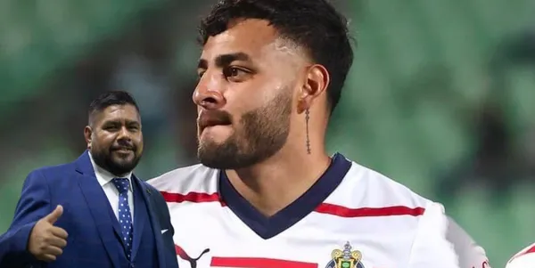 Alexis Vega dejó malas sensaciones en su duelo ante Santos, Jesús Hernández arremete contra el 10