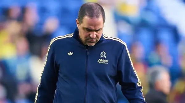 André Jardine triste tras perder con el América