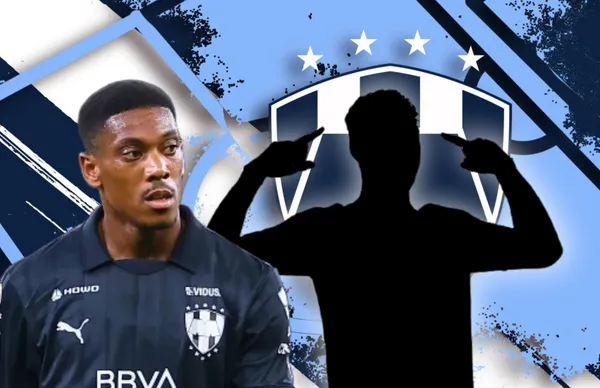 Anthony Martial y silueta/Foto Ligrafica.