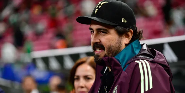 Chivas analiza una oferta internacional por uno de sus delanteros más destacados.