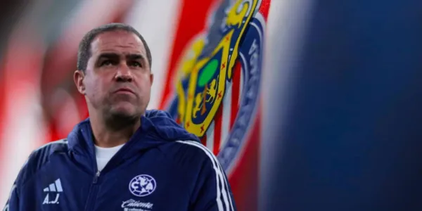 Chivas podría reforzarse con un jugador del América debido a que no entra en planes de André Jardine