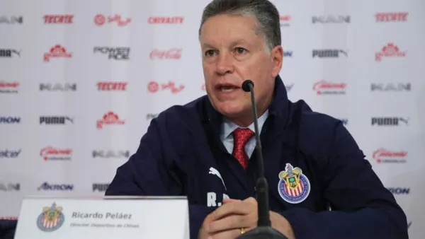 Chivas registró a Paolo Yrizar como el nuevo delantero del equipo a pesar de que lo anunciaron como refuerzo del Tapatío.