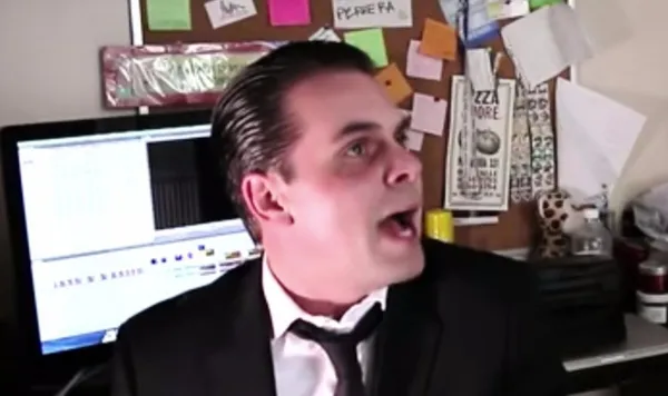 Christian Martinoli haciendo un Martinoli: sin pelos en la lengua.