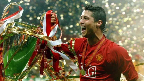 Cristiano Ronaldo con el trofeo de la Champions | Foto: @TeamCRonaldo