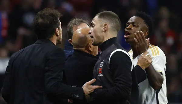 El Cholo estalló de furia ante la provocación del brasileño en el partido de ayer.
