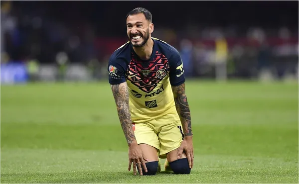 El defensor argentino saldrá del equipo.