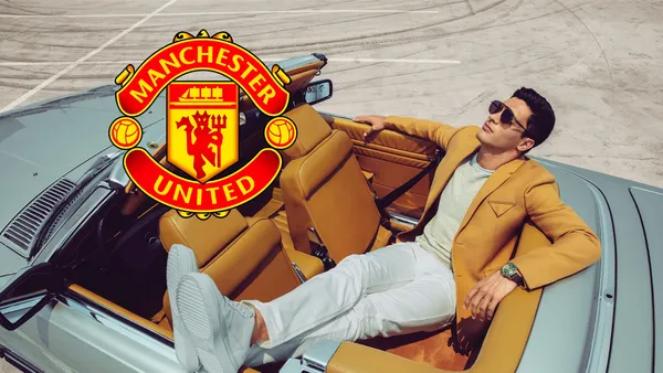 El delantero mexicano está en la mira del Manchester United y podría hacerse de un lujoso coche con su fichaje