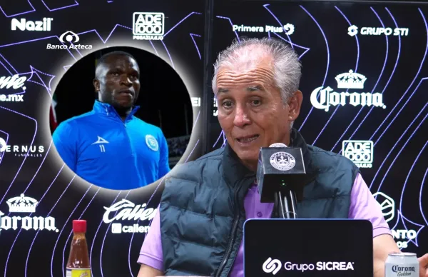 El entrenador mexicano hizo un comentario que varios se tomaron a mal sobre el jugador nigeriano.
