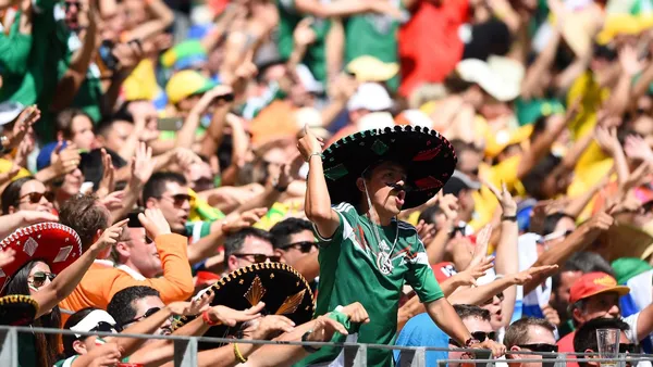 El grito que tantos problemas le ha provocado a la Federación Mexicana de Futbol tiene más de 10 años de vida.