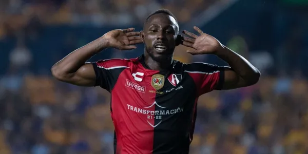 En América comienzan a moverse las piezas para la llegada de refuerzos luego del fracaso ante Chivas.