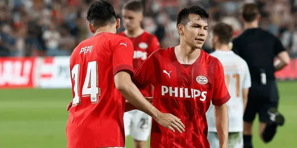 En medio de la polémica que generó Ricardo Pepe y con Hirving Lozano, lo que hace el delantero mexicano en sus redes sociales