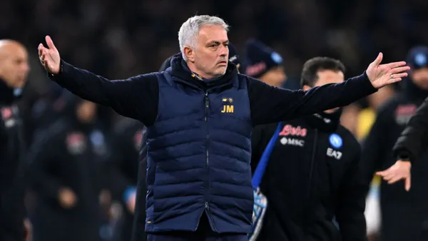 Esta es la segunda vez consecutiva en la que Mou se va despedido de un equipo