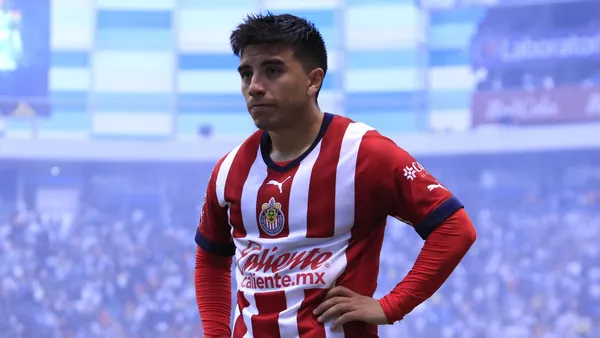 Fernando Beltrán podría salir del Club Guadalajara | Foto: TV Azteca