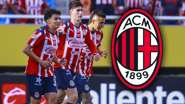 Festejo de jugadores de Chivas