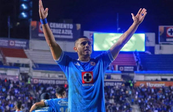 Giorgos Giakouamis celebrando/Foto MexSport.