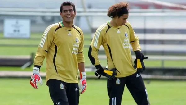 Guillermo Ochoa y Oswaldo Sánchez entrenamiento Selección de fútbol de México (Foto: Cero Cero)