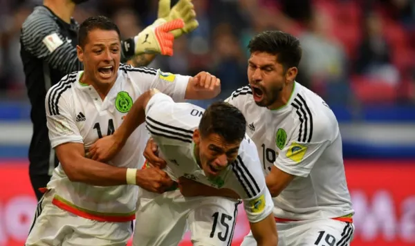 Hasta es considerado como MVP en su Liga y en México no se ven ni sus luces.