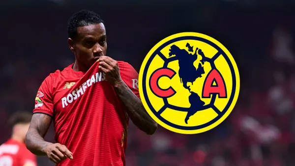 Helinho festejando su gol con Toluca