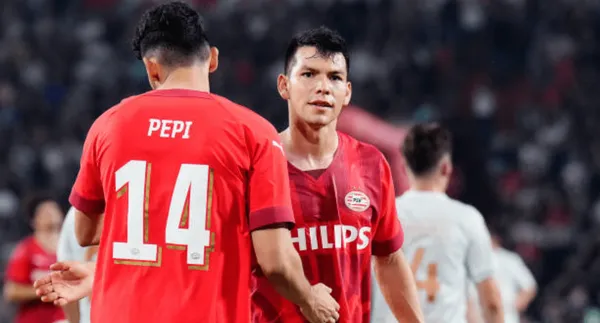 Hirving Lozano tuvo la oportunidad de debutar con gol, pero Ricardo Pepi le quitó la oportunidad de disparar el penal