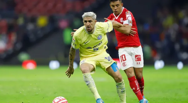 Ignacio Ambriz tuvo que cambiar de capitán, cada que hacía un cambio