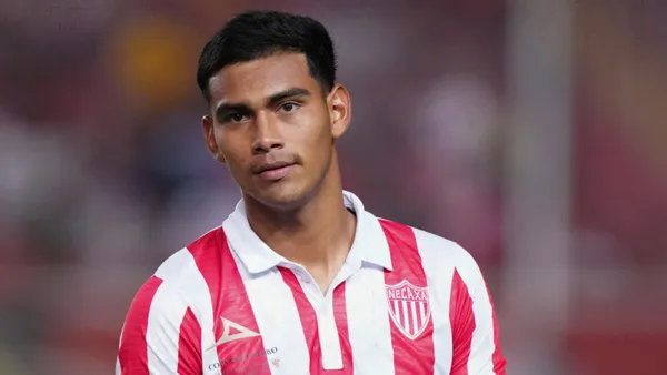 Jesús Alcántar con la camiseta de Necaxa. (Foto: Fútbol Total)