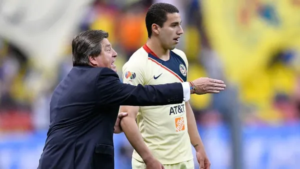 Jorge Sánchez con Miguel Herrera en el América (Fuente: Récord)