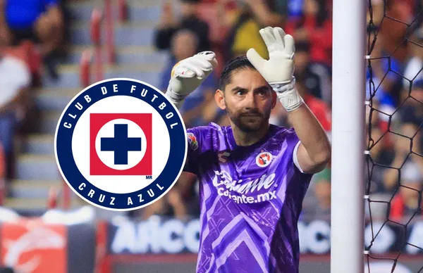 José de Jesús Corona y escudo de Cruz Azul/ Foto Xolos.