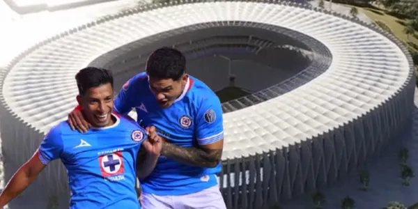 Jugadores de Cruz Azul junto a su nuevo estadio / FOTO VAVEL