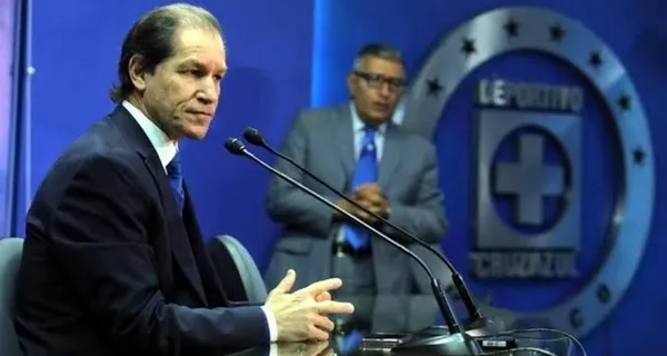 Los dos troncos que se irían de Cruz Azul