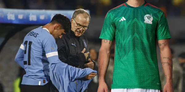 Marcelo Bielsa durante su etapa con la Selección Uruguaya