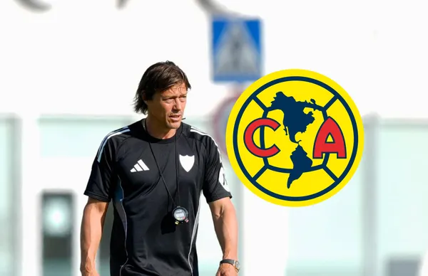 Matías Almeyda y escudo del América/ Foto Sevilla.
