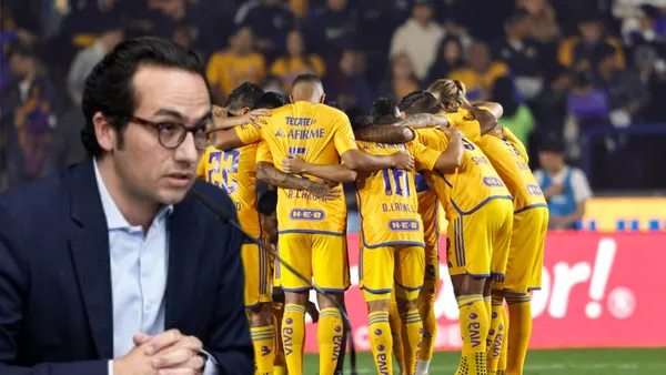 Mauricio Culebro y jugadores de Tigres Foto: Fútbol Total