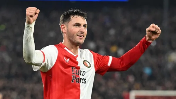 Mira los tres goles que Santi Giménez ha convertido para adelantar al Feyenoord sobre el Heracles en la Dirivisie