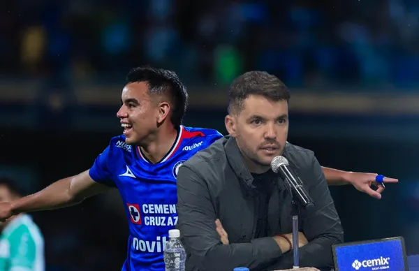 Nicolás Larcamón y Charly Rodríguez/ Foto Cruz Azul.