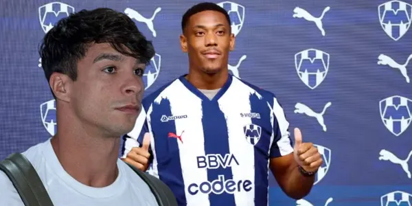 Óliver Torres junto a Anthoy Martial / FOTO MARCA