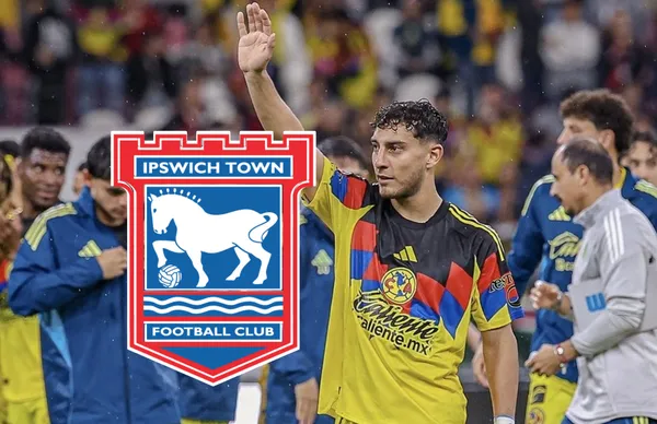Sebastián Cáceres y escudo de Ipswich Town/ Foto Instagram.