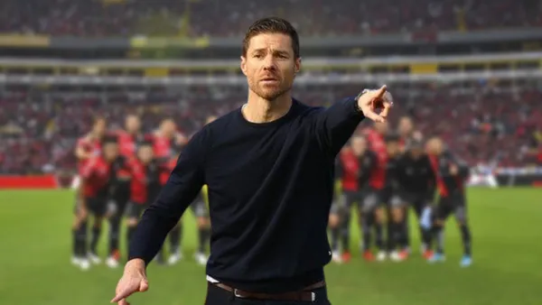 Xabi Alonso dirigiendo / Imagen: BBC