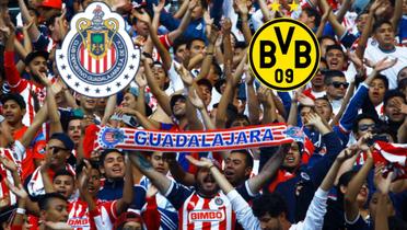 Aficionados de las Chivas cantan en el estadio del Guadalajara (Fuente: Bundes Liga) 