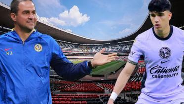 André Jardine, Kevin Álvarez y al fondo el Estadio Azteca (Foto: GettyImages)