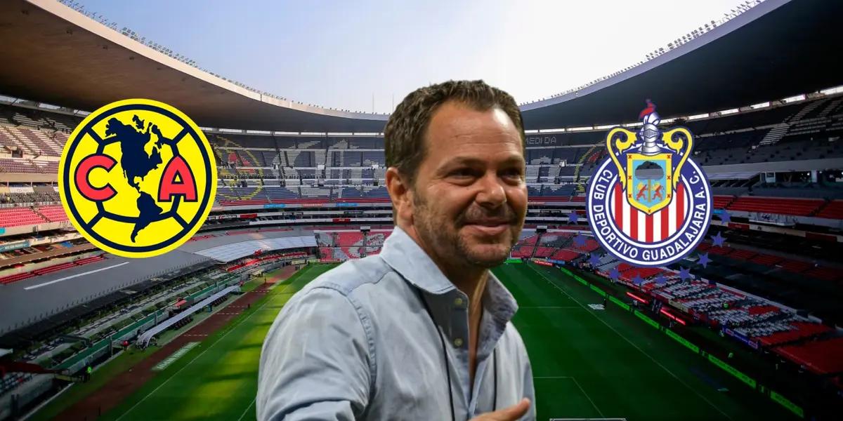 Baños en el Azteca