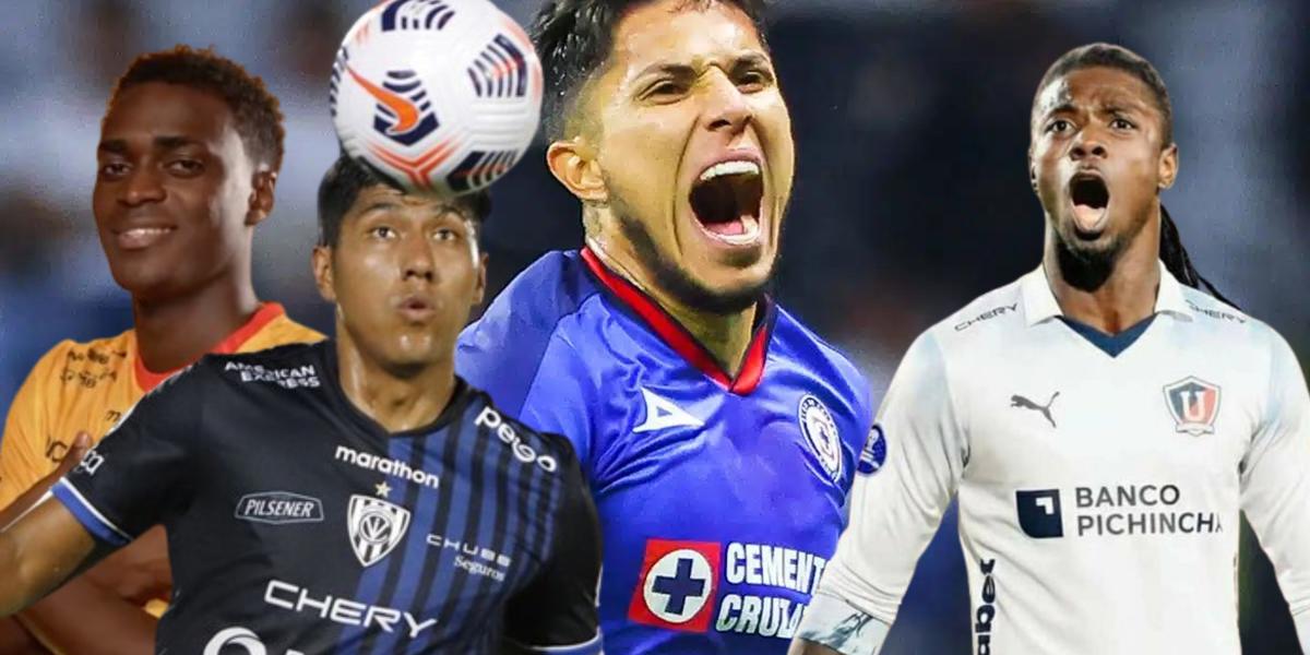 Carlos Salcedo festeja un gol con el combinado de Cruz Azul (Fuente: Imago) 