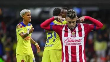 Chicote festejando con América y con la playera de Chivas 