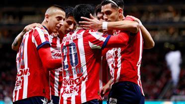 Chivas en el partido frente a Rayados (Foto: Mexsport)