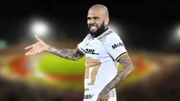 Dani Alves con Pumas