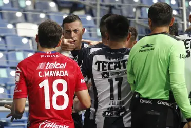 El argentino de Rayados de Monterrey se burló del portero de Atlético San Luis luego de anotarle el 2-0 anoche.