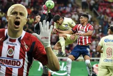 El ex jugador en los clásicos aparece para dar su opinión de cómo se jugaba contra el América, cuando portaba la de las Chivas. Ahora a esto se dedica. 